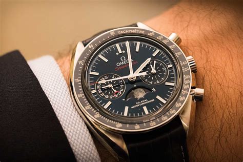 omega speedmaster moonphase review